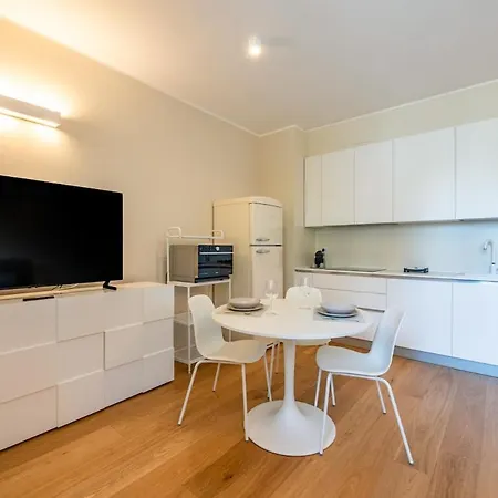 Vaga's Nest - Modern Apartamento *